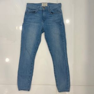 Current/Elliott skinny ankle jeans. Light blue. Size 25